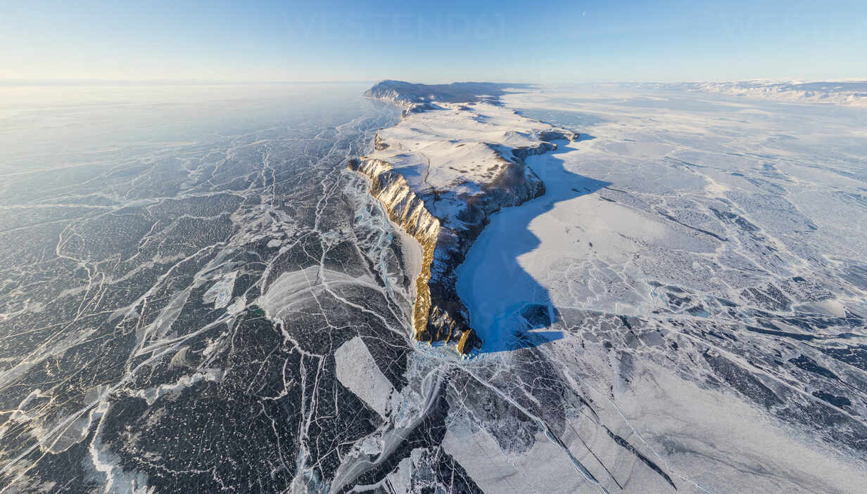 aerial-view-of-frozen-baikal-lake-russia-AAEF04767.jpg