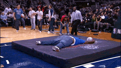 i_so_close_006_4fe1d0595f7e3.gif