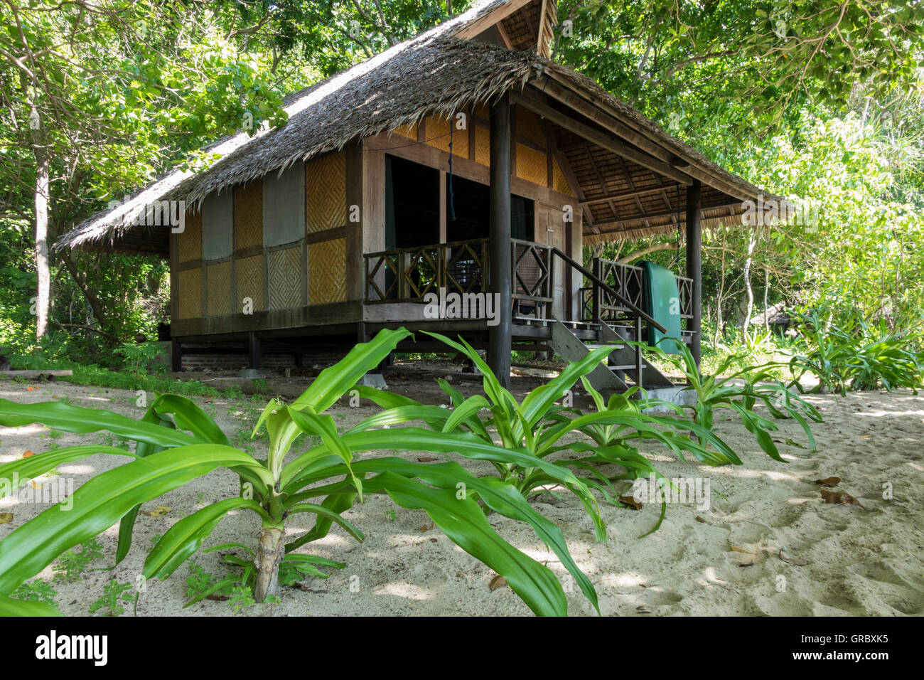 bungalow-traditional-style-surrounded-by-tropical-vegetation-selayar-GRBXK5.jpg